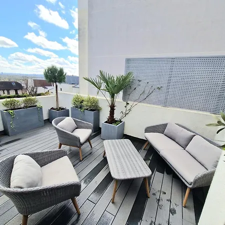 Le Rooftop Paris La Defense - Spacieux Duplex 100 M2 Terrasse Apartment